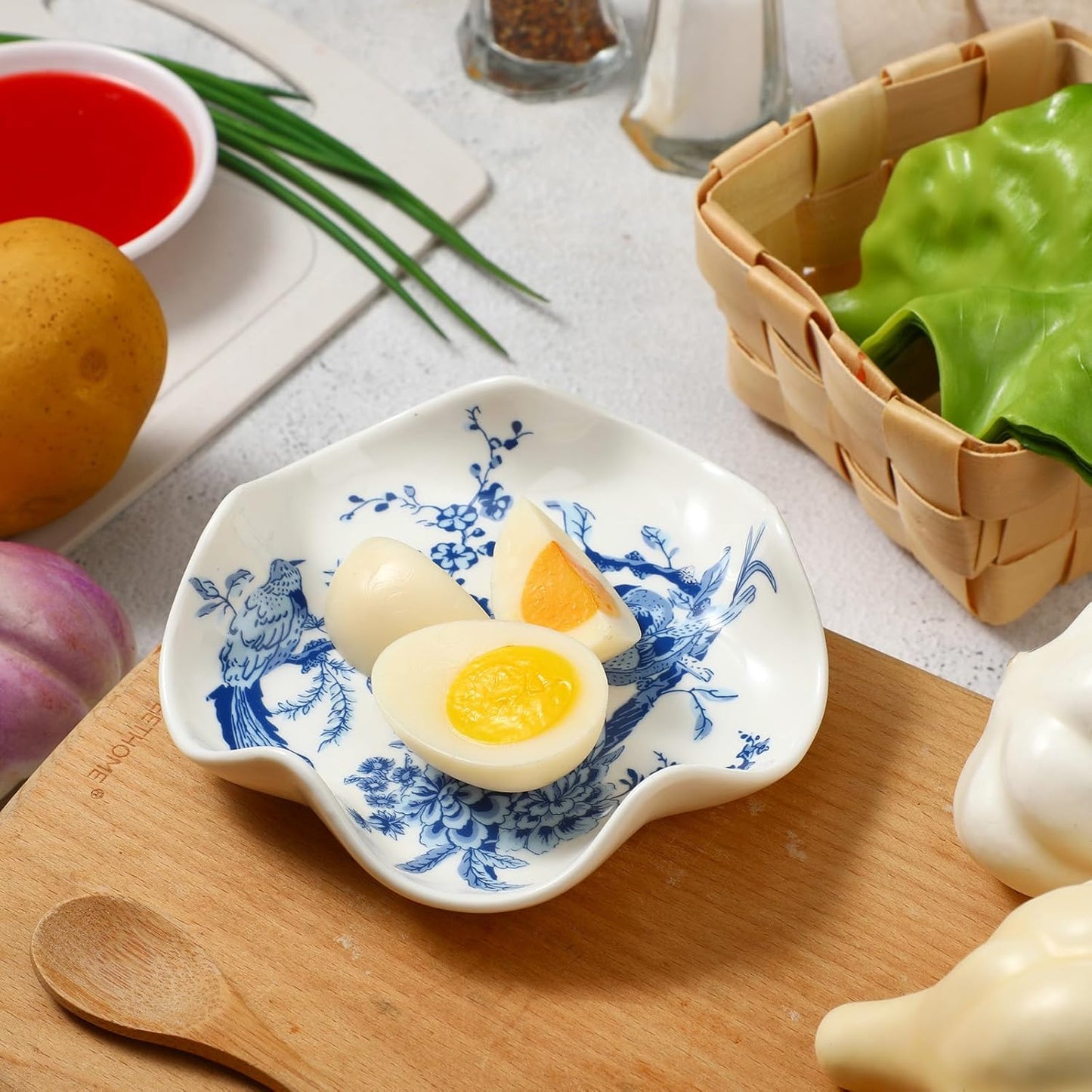Blue and White Porcelain Ceramic Spoon Rest for Stove Top Elegant Utensil Holder for Kitchen Counter Cooking Spatula Rest Tableware Organizer